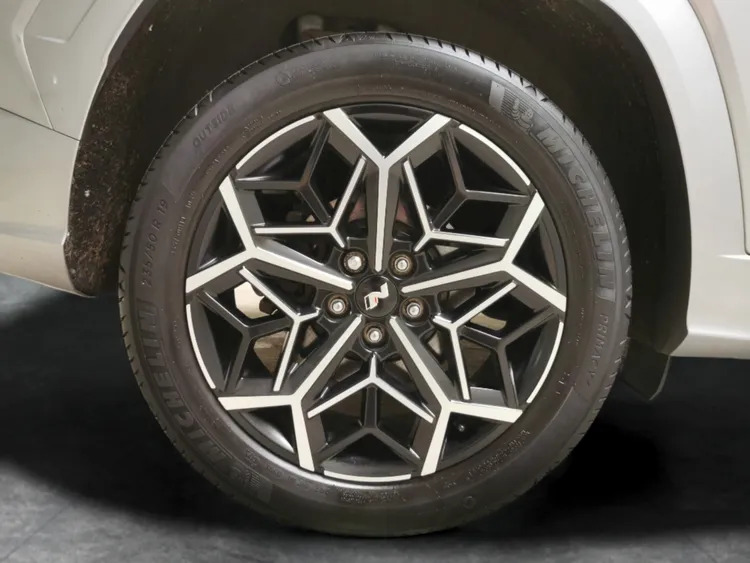 Hyundai Tucson 1.6 T-gdi N Line Euro 6 Ss Silver #12