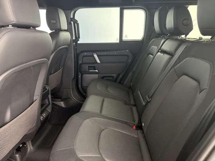 Land Rover Defender 110 2.0 P400e 15.4Kwh Xs Edition Suv Plug-i Silver #19