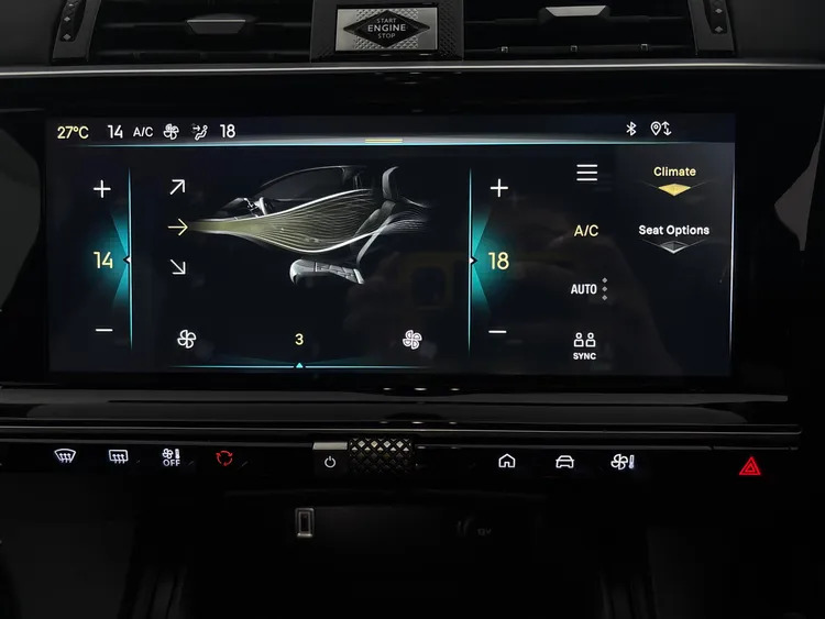 DS DS 7 Opera E-tense Phev 4X4 White #32