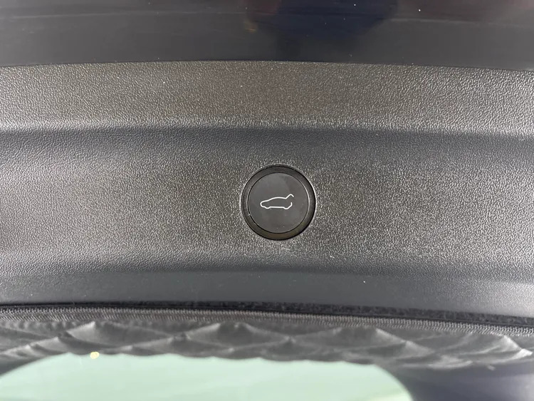Tesla Model Y Dual Motor Long Range 4Wde Suv 2023 Grey #24