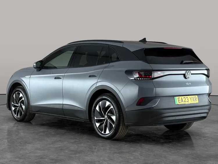 Volkswagen ID.4 Suv Black #7