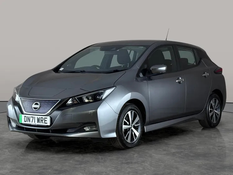 Nissan Leaf 62Kwh E N-connecta Red #1