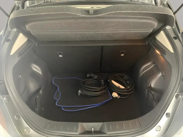 Nissan Leaf 62Kwh E N-connecta Red #21
