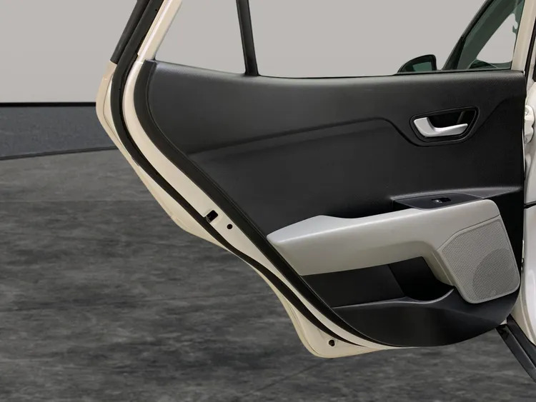 Kia Stonic Stonic 2 Isg Crdi White #17
