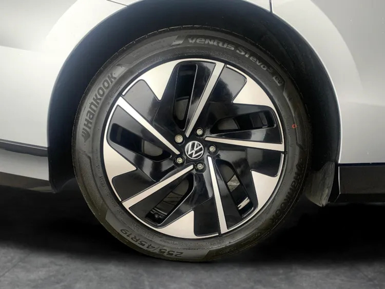 Volkswagen ID.7 Hatchback Grey #12