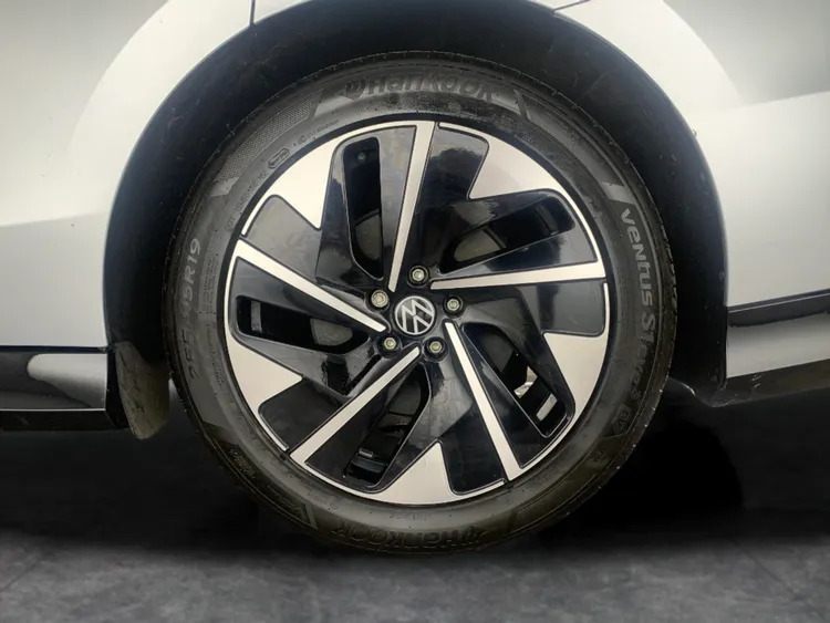 Volkswagen ID.7 Hatchback Grey #9
