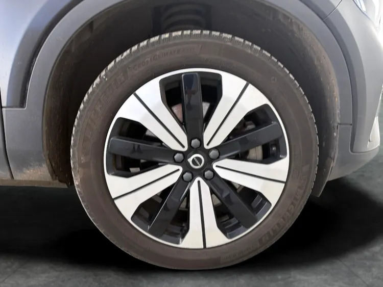 Volvo XC40 Plus Grey #11