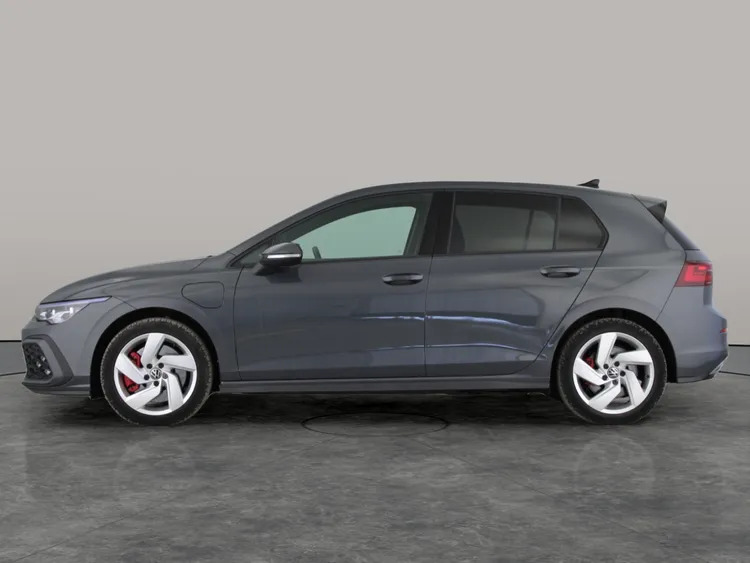 Volkswagen e-Golf Hatchback White #8