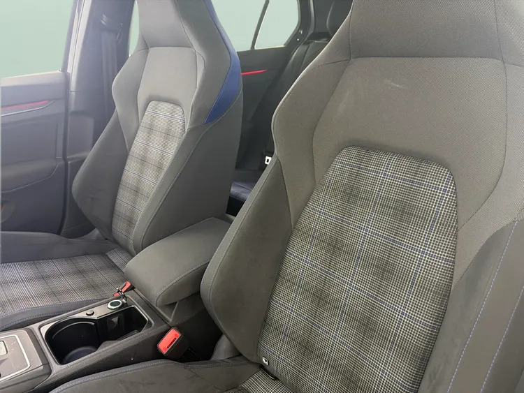 Volkswagen e-Golf Hatchback White #24