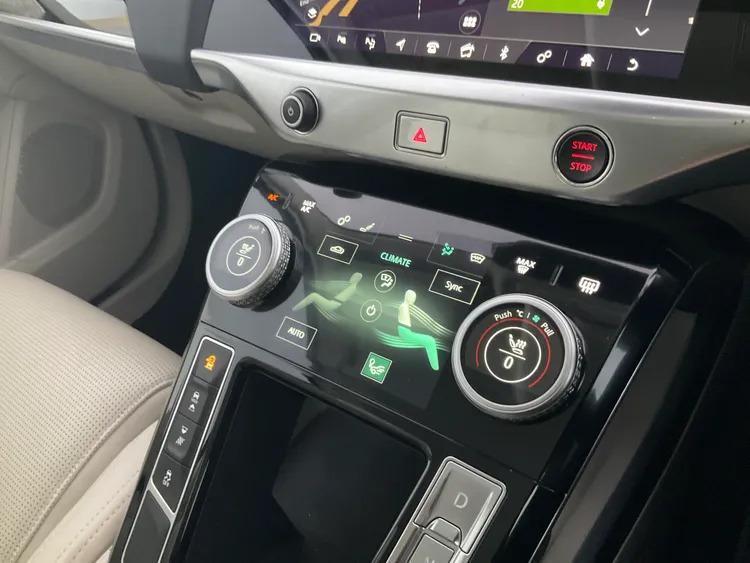 Jaguar I-Pace  Blue #33