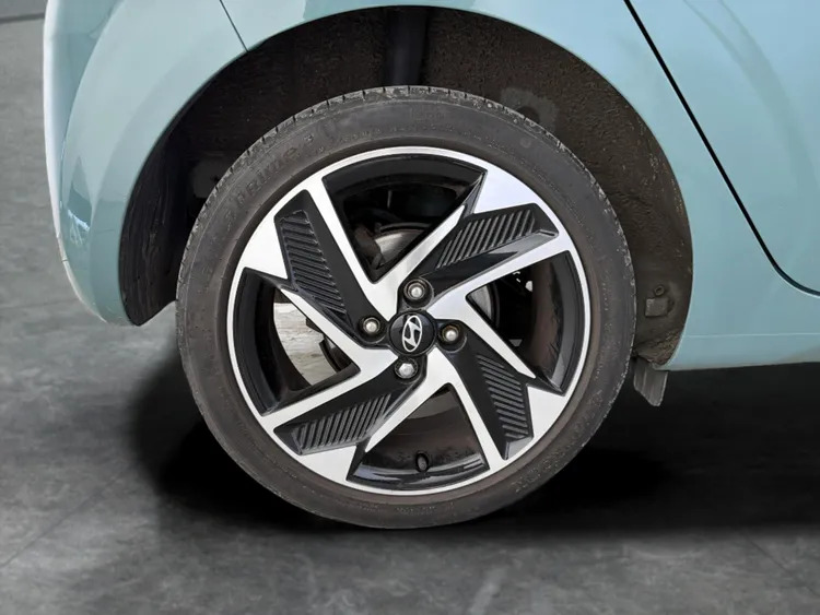 Hyundai I10 Premium White #12