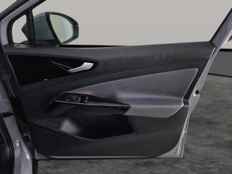 Volkswagen ID.4 Hatchback Black #19
