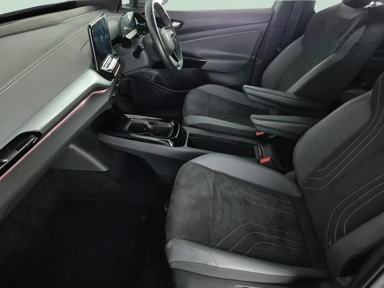 Volkswagen ID.4 Hatchback Black #14