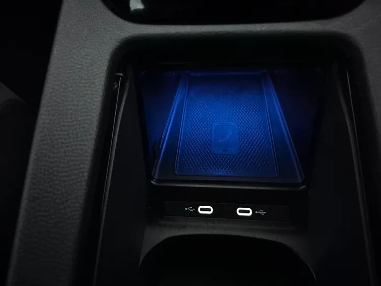 Volkswagen ID.4 Hatchback Black #33