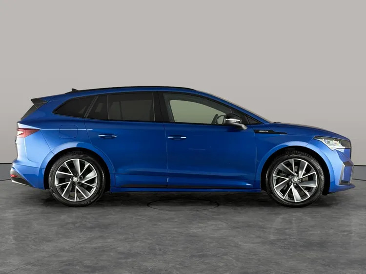 Skoda ENYAQ E Blue #4