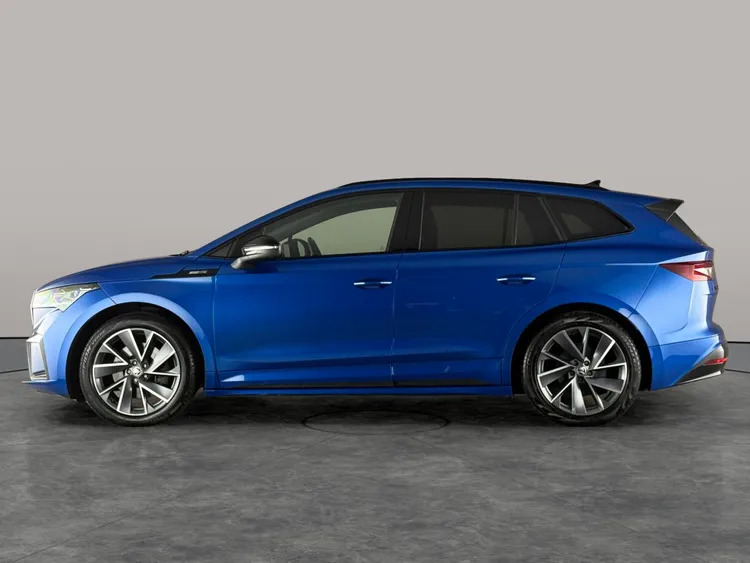 Skoda ENYAQ E Blue #8