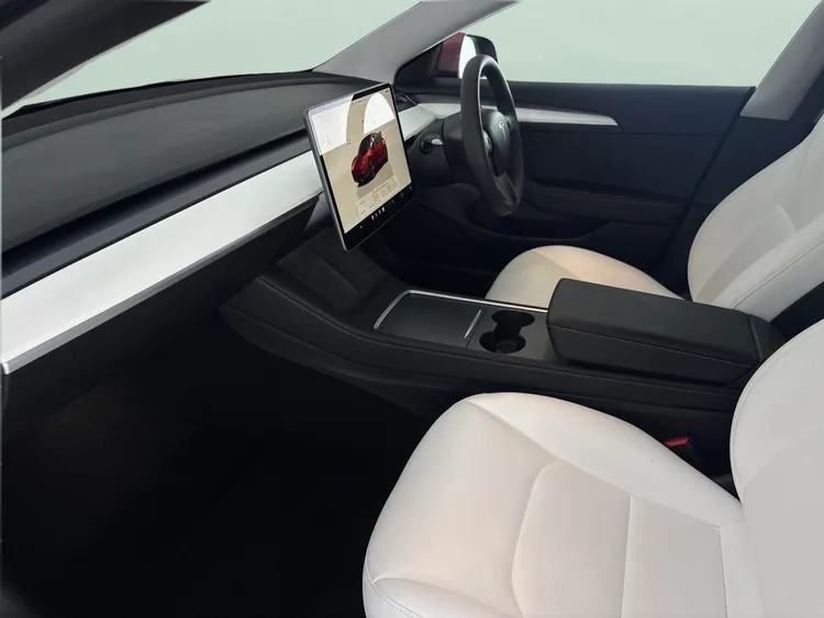 Tesla Model 3 Saloon Rwd White #14