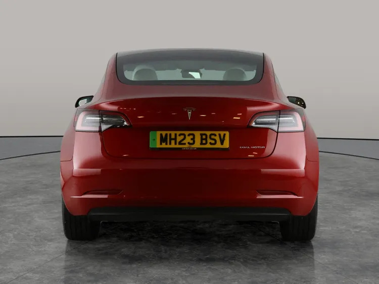 Tesla Model 3 Saloon Rwd White #4
