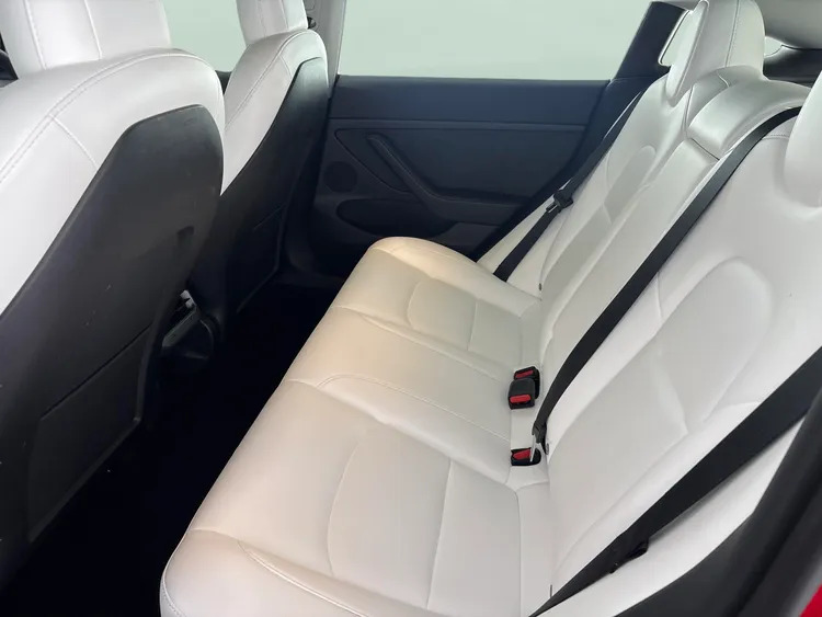 Tesla Model 3 Saloon Rwd White #15