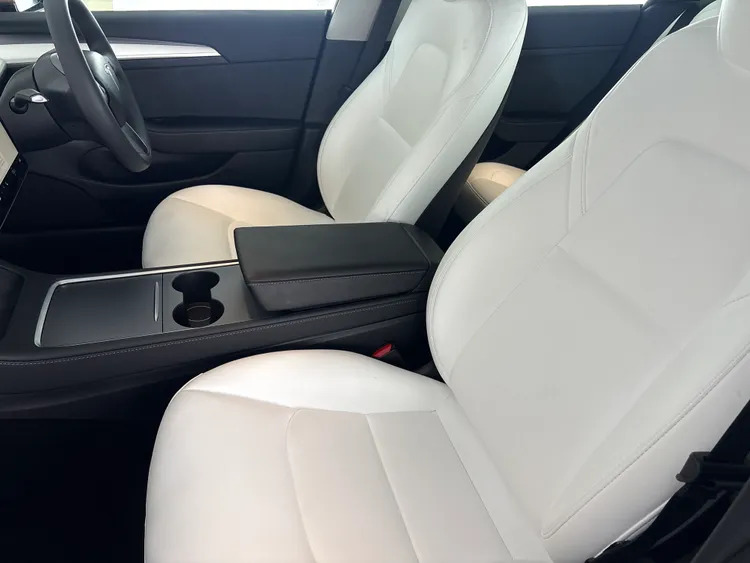 Tesla Model 3 Saloon Rwd White #39