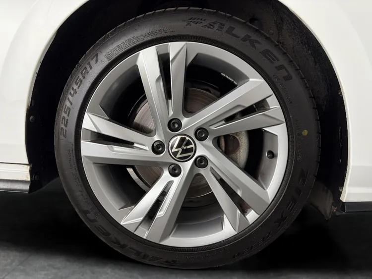 Volkswagen Golf 1.5 Tsi R-line White #12