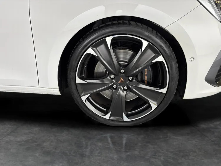 Cupra Leon Cupra Estate 2.0 Tsi Vz2 Dsg 4Drive Red #11