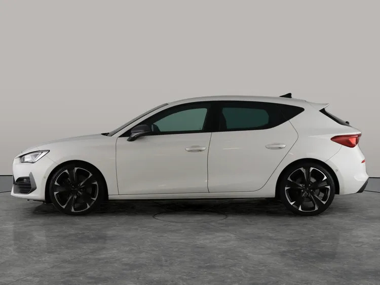 Cupra Leon Cupra Estate 2.0 Tsi Vz2 Dsg 4Drive Red #2