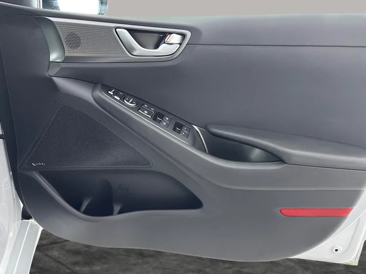 Hyundai Ioniq Hatchback Grey #19