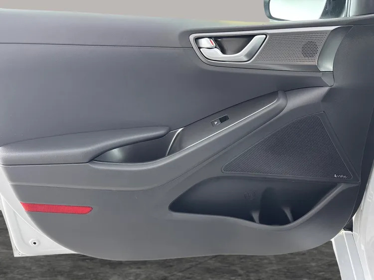 Hyundai Ioniq Hatchback Grey #16