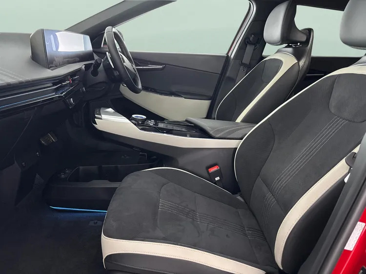 Kia EV6 77.4Kwh Horizon Hatchback Blue #14