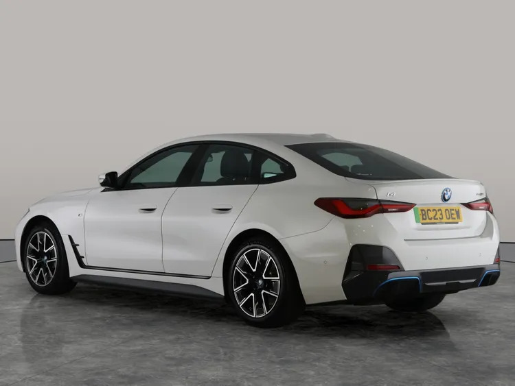BMW i4 M Sport Blue #3