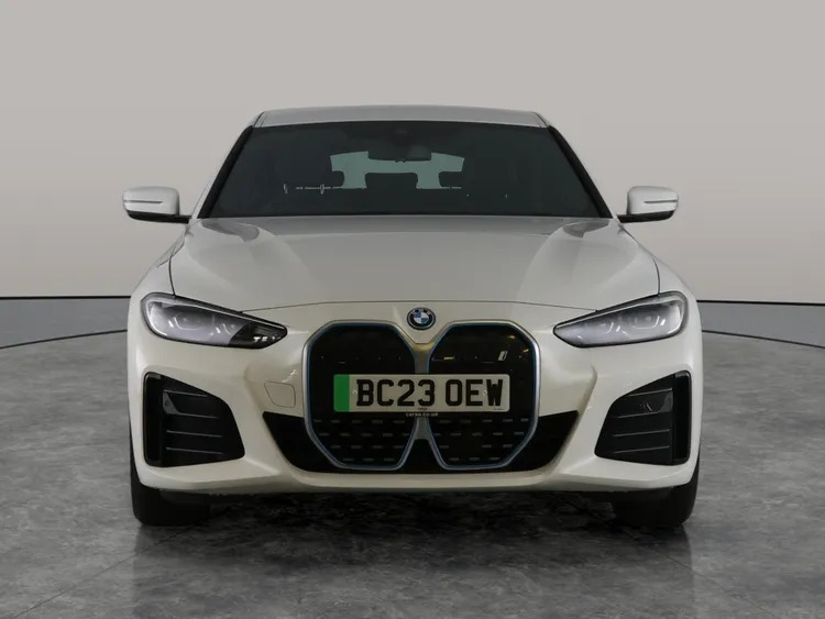 BMW i4 M Sport Blue #8
