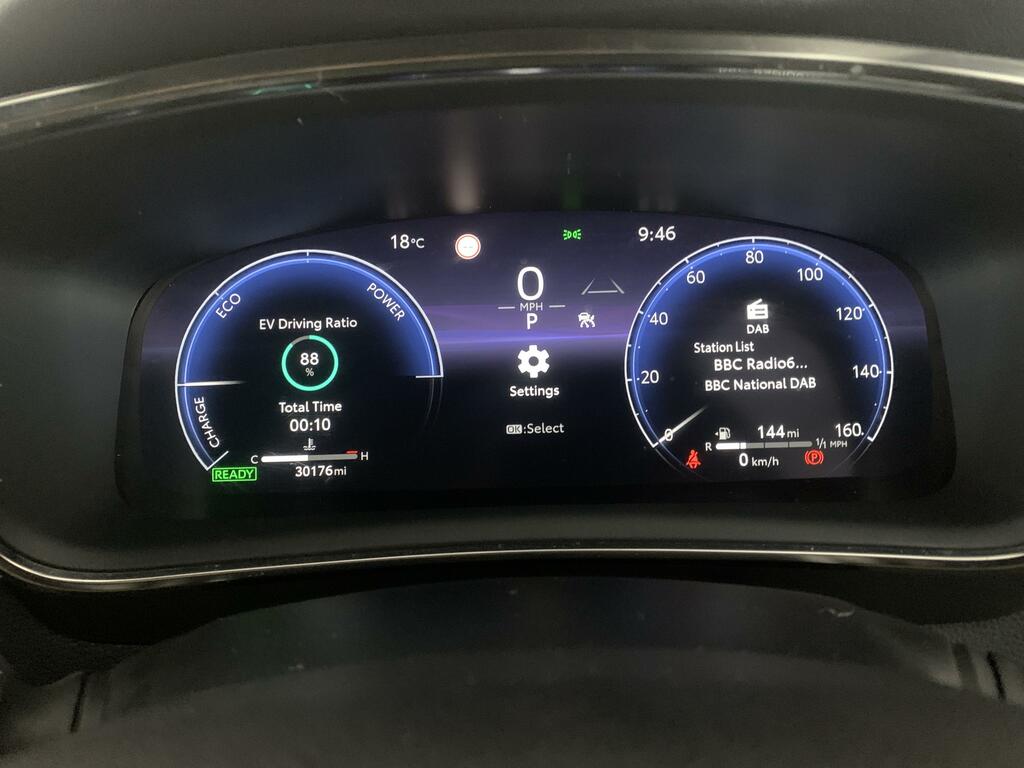Toyota Corolla 1.8L Icon White #32