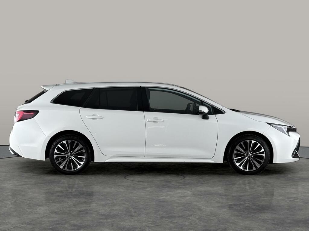 Toyota Corolla 1.8L Icon White #4