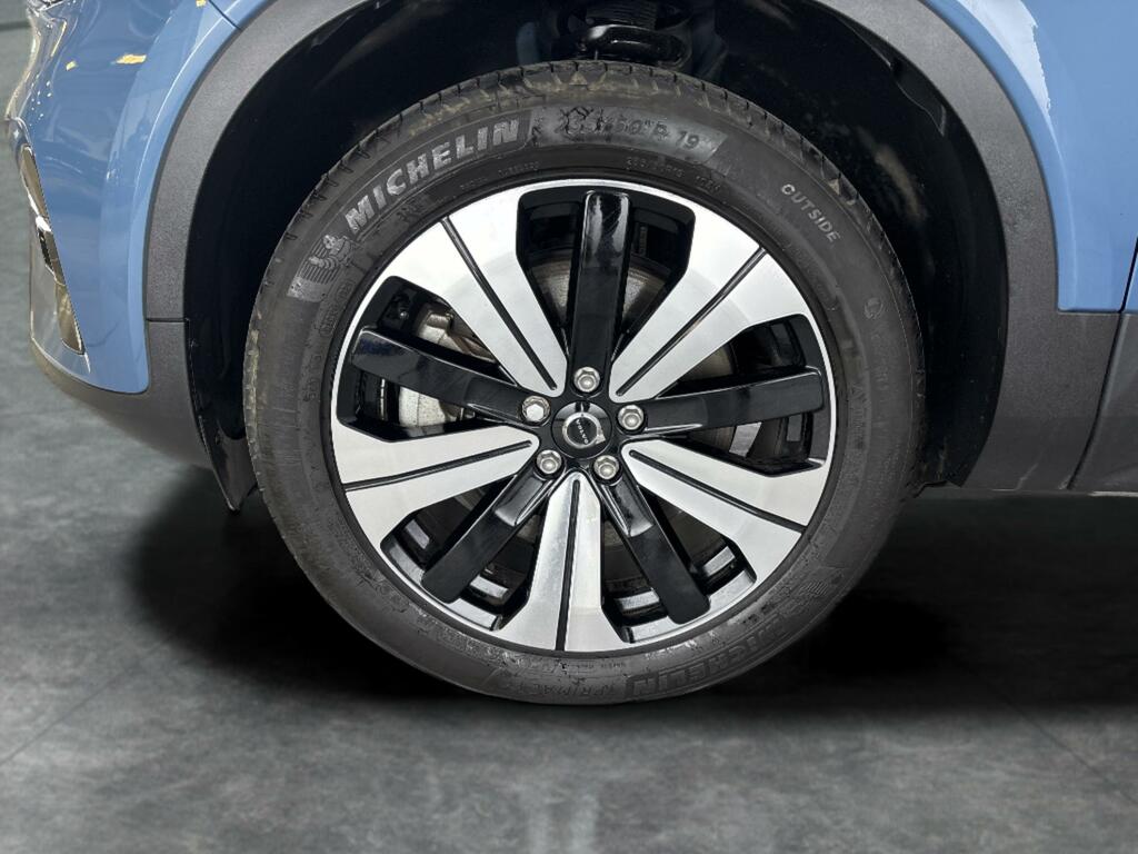 Volvo C40 Recharge Plus Twin Motor White #10