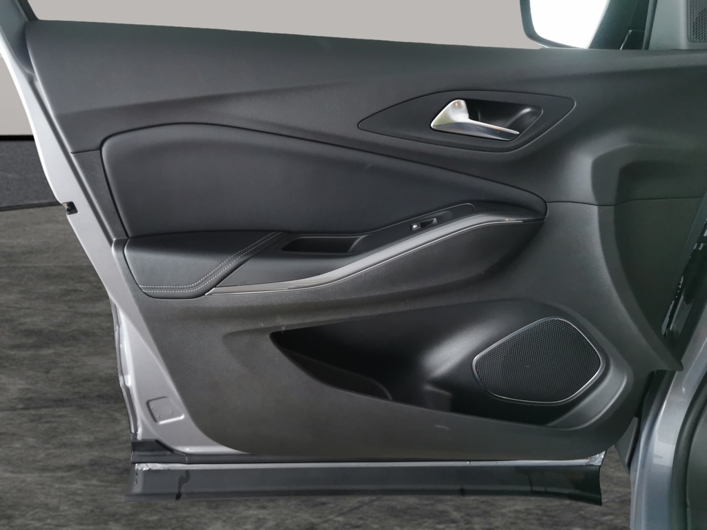 Vauxhall Grandland X Hatchback Black #16