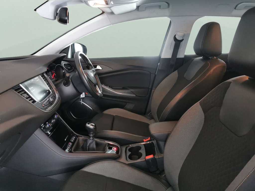Vauxhall Grandland X Hatchback Black #14