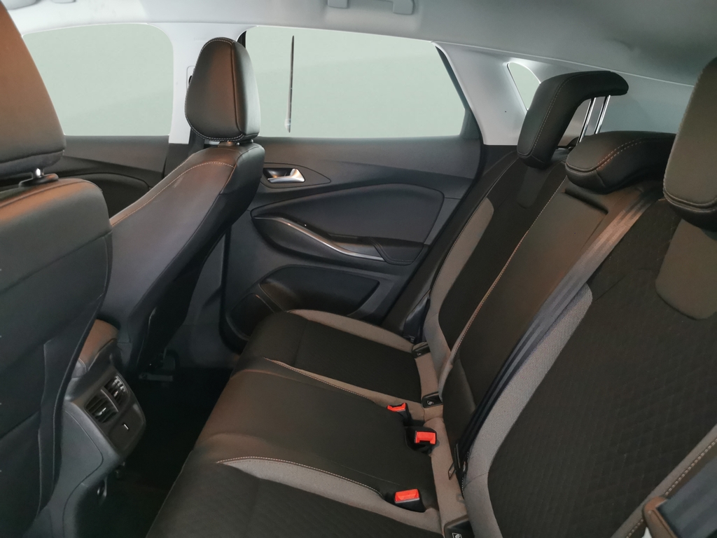 Vauxhall Grandland X Hatchback Black #15