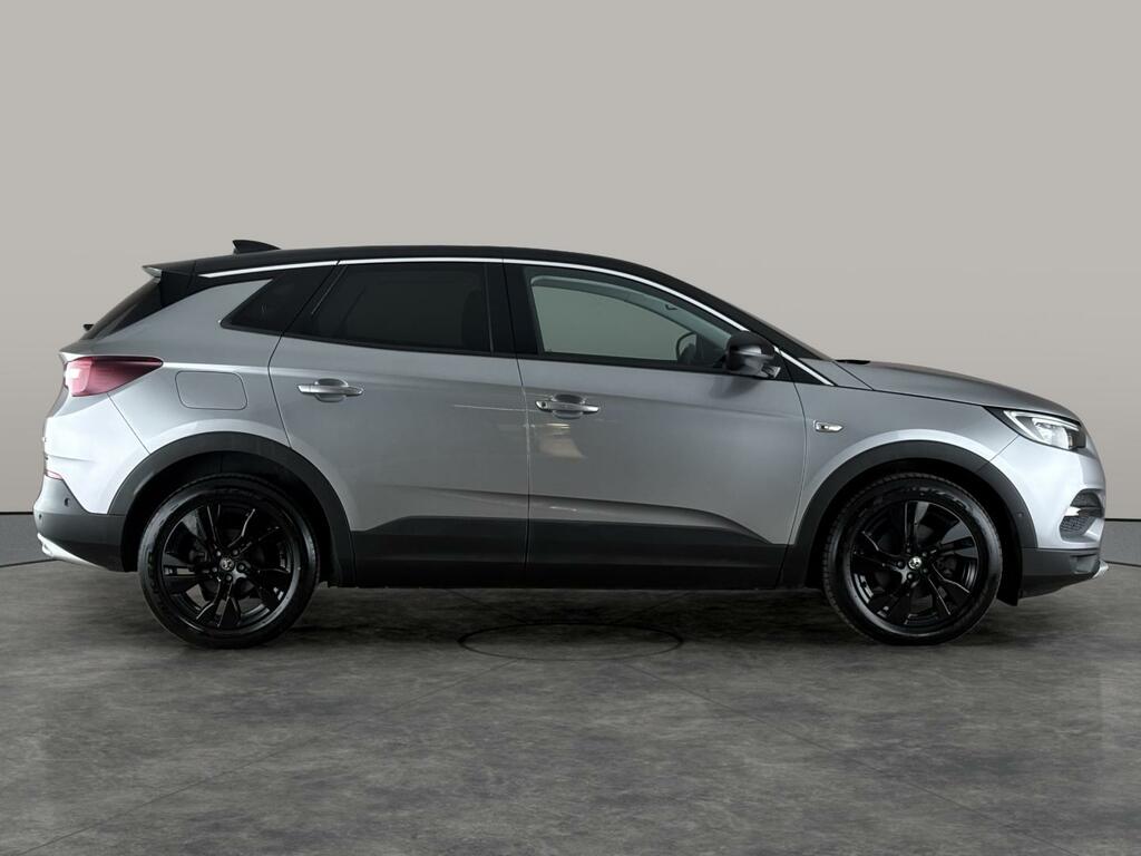 Vauxhall Grandland X Hatchback Black #4