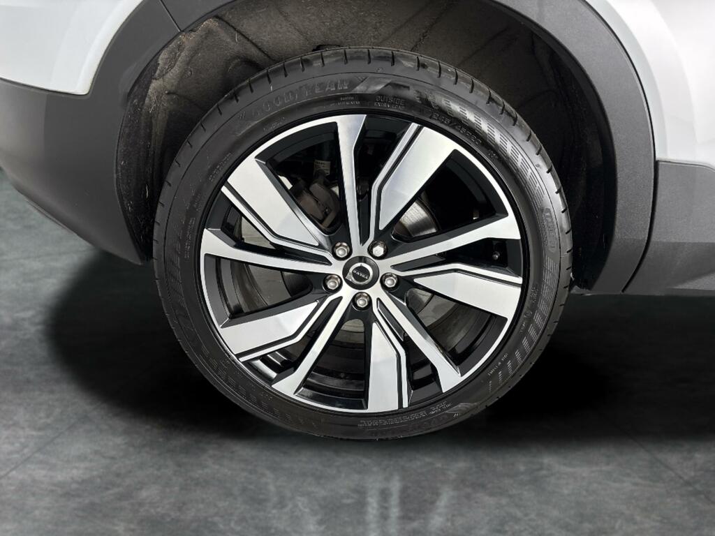 Volvo XC40 2.0 B4p Plus Dark Awd  #12