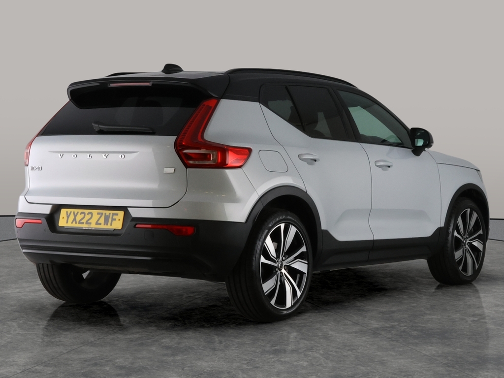 Volvo XC40 2.0 B4p Plus Dark Awd  #5