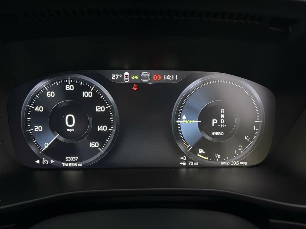 Volvo XC40 2.0 B4p Plus Dark Awd  #37