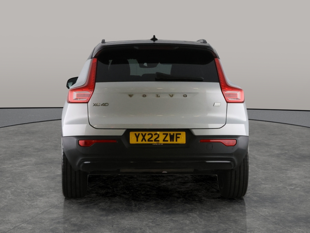 Volvo XC40 2.0 B4p Plus Dark Awd  #6