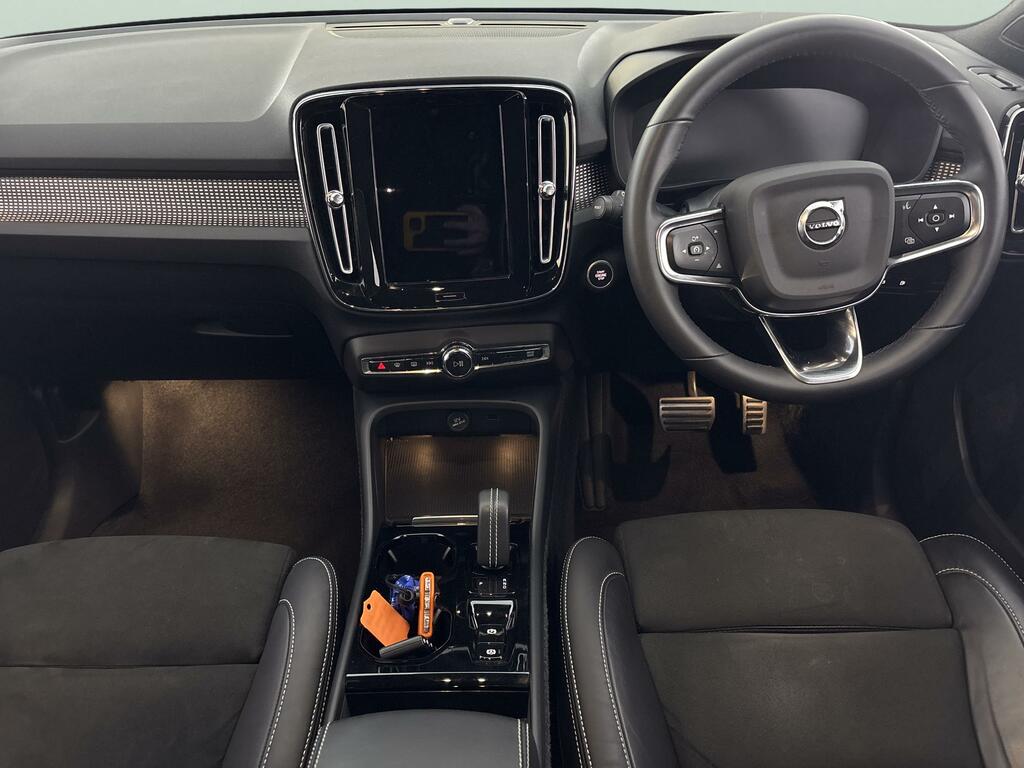 Volvo XC40 2.0 B4p Plus Dark Awd  #13