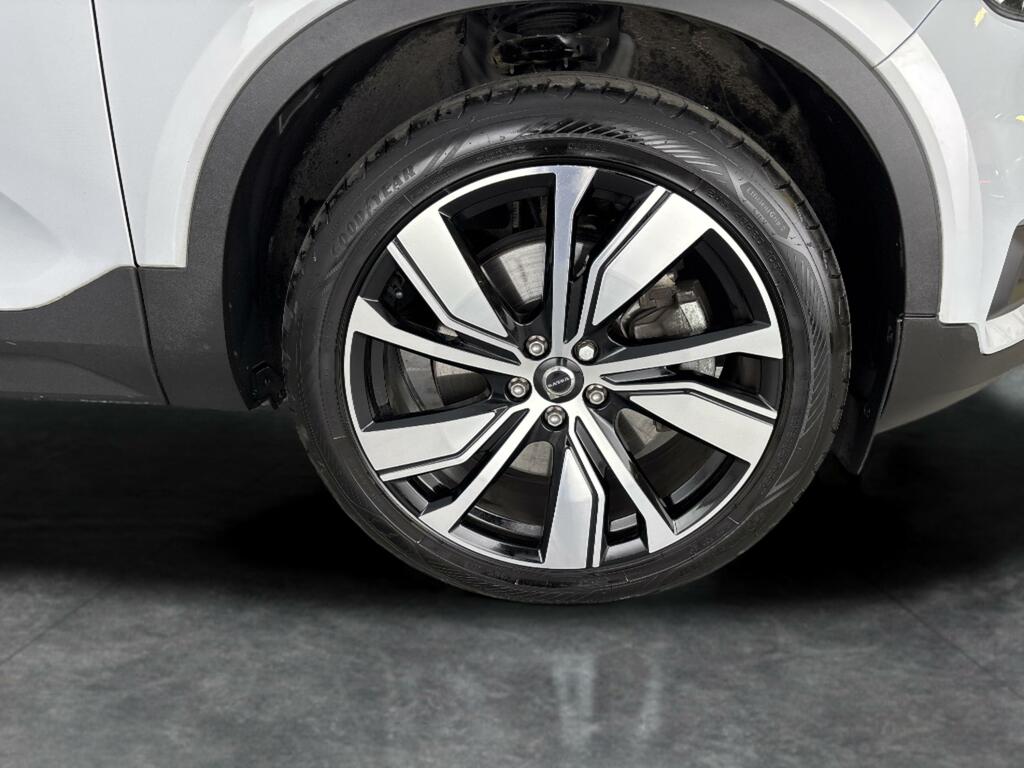 Volvo XC40 2.0 B4p Plus Dark Awd  #11