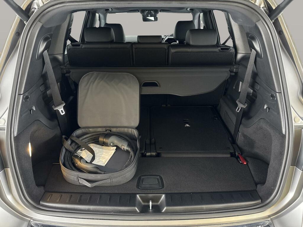 Mercedes-Benz EQB Suv  #20