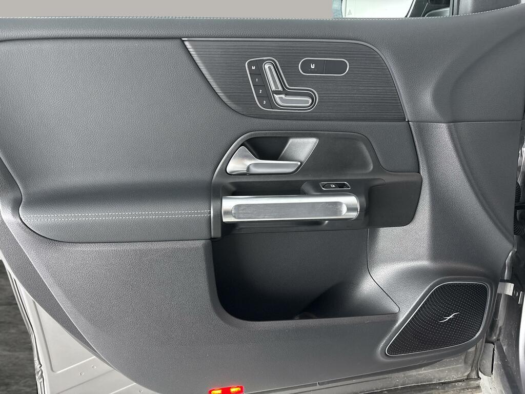 Mercedes-Benz EQB Suv  #16