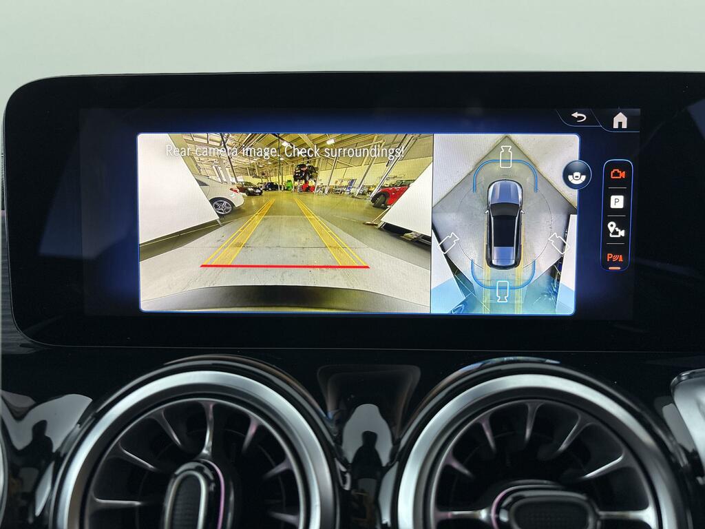 Mercedes-Benz EQB Suv  #35