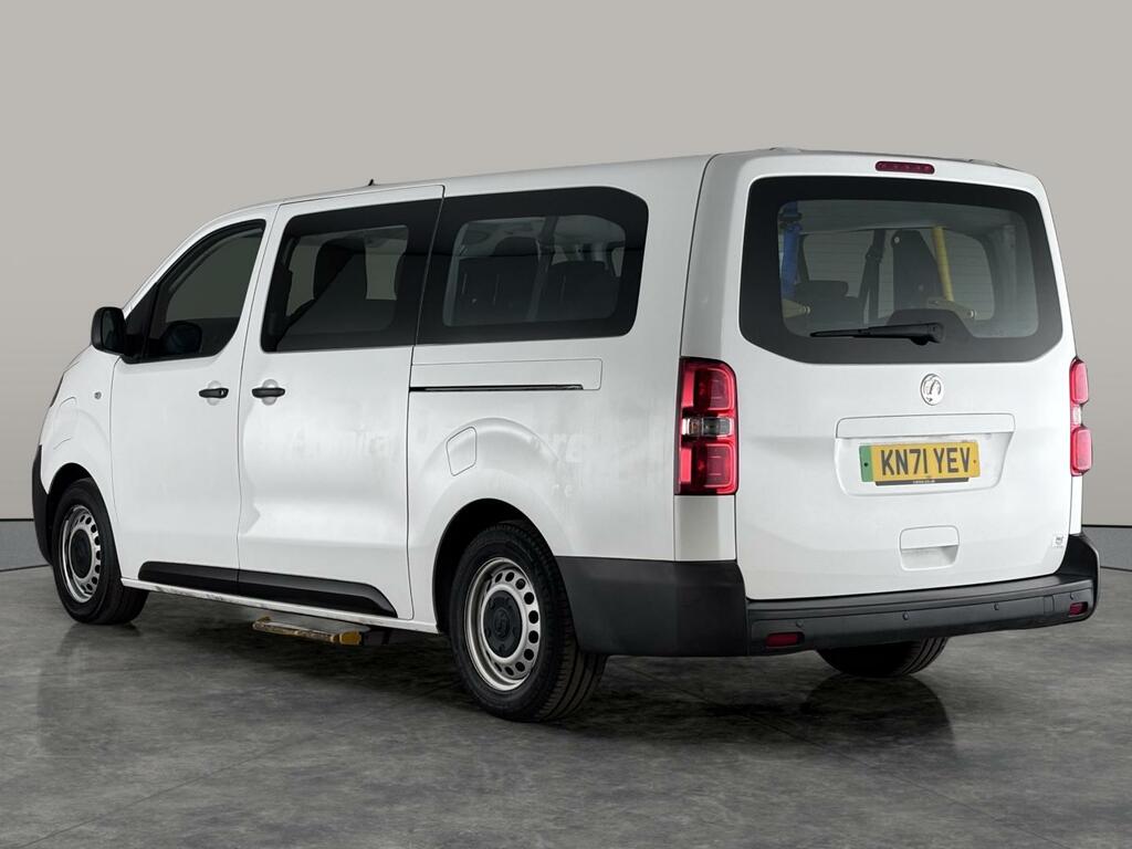 Vauxhall Vivaro 1.5L Sportive White #7