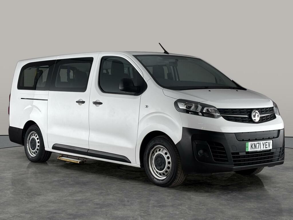 Vauxhall Vivaro 1.5L Sportive White #3